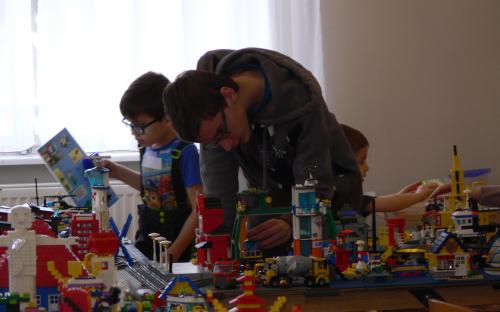 Stavba Lego městečka 2018 image 28