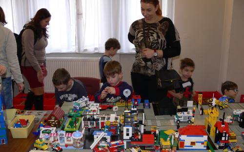 Stavba Lego městečka 2018 image 33