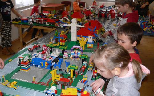 Stavba Lego městečka 2018 image 41